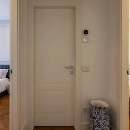 Twins Boutique Apartment