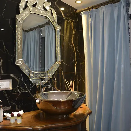 Twins Boutique Apartment Sanremo