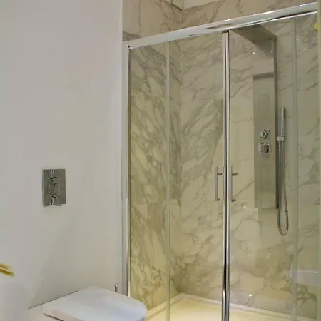 Twins Boutique Apartment Sanremo